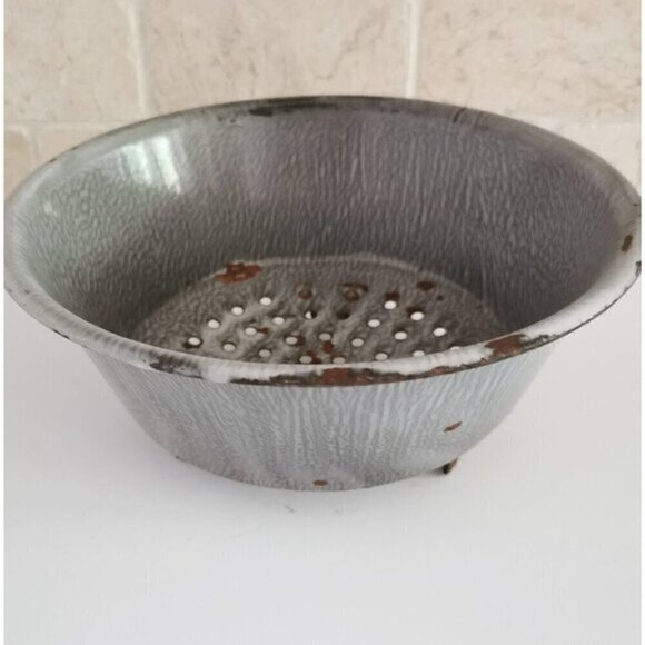 Gray Graniteware Strainer Vintage CONDITION Antique Enamelware Colander Footed R - Picture 1 of 7